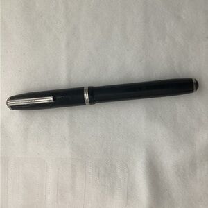 Vintage Esterbrook 1950’s Black and Chrome 1551 Medium Nib Fountain pen. USA